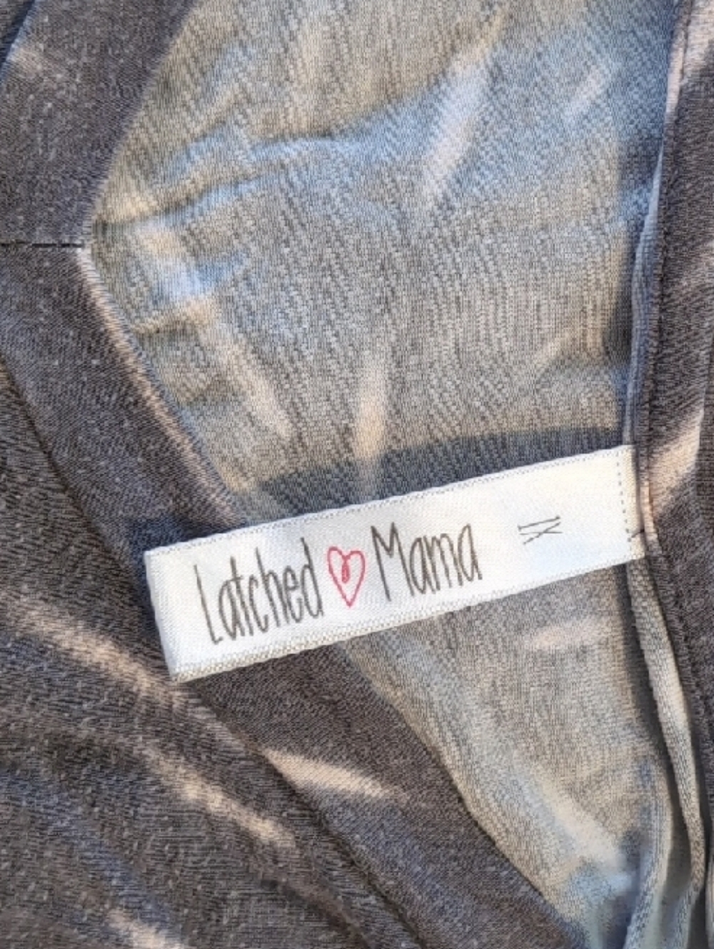 Latched Mama T-Shirt Bundle - Picture 2 of 3